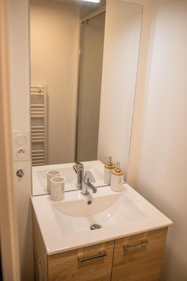 Les Belles Pierres - Hypercentre Apartment Амбоаз Екстериор снимка