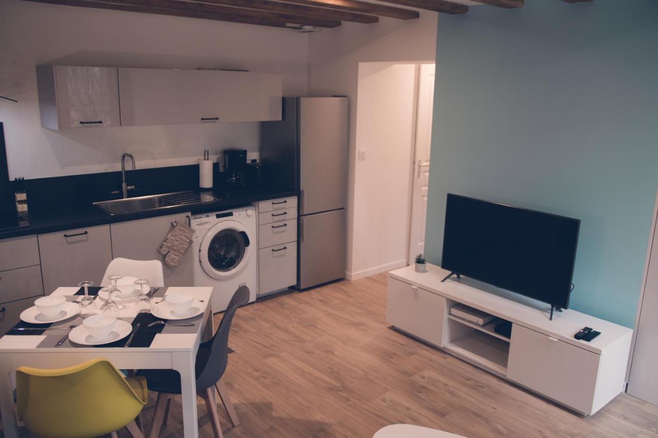 Les Belles Pierres - Hypercentre Apartment Амбоаз Екстериор снимка